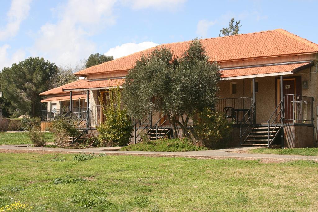 Ein Zivan Village Resort Exteriör bild