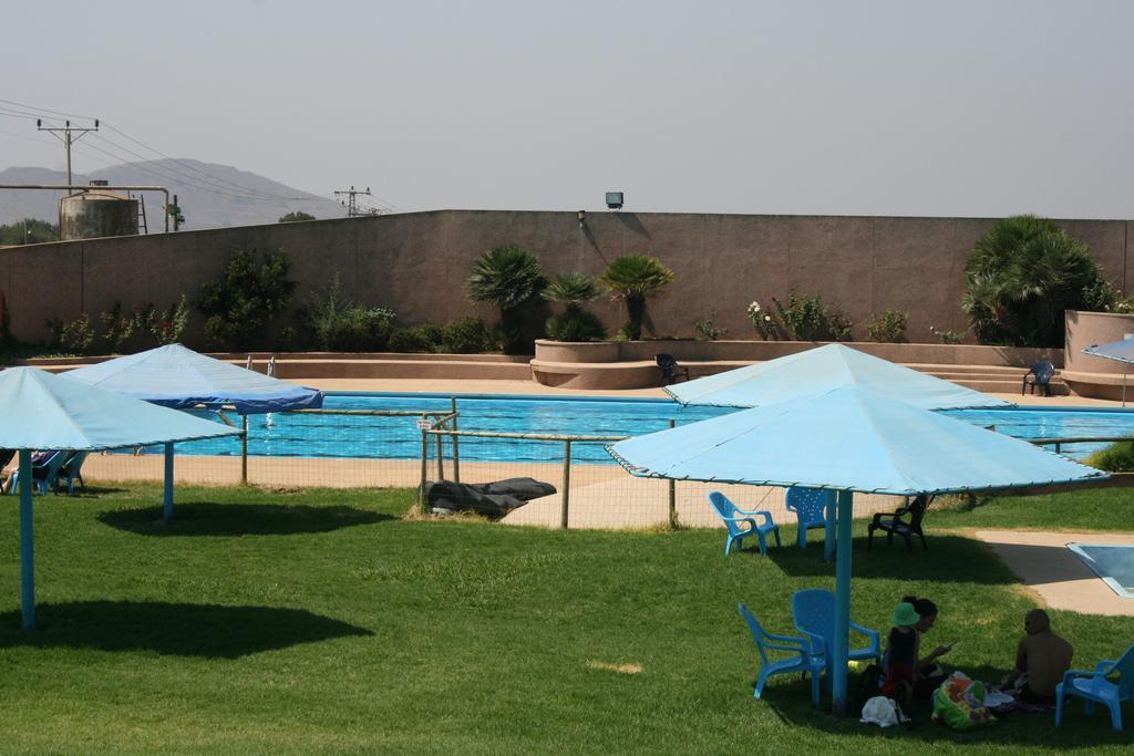 Ein Zivan Village Resort Exteriör bild